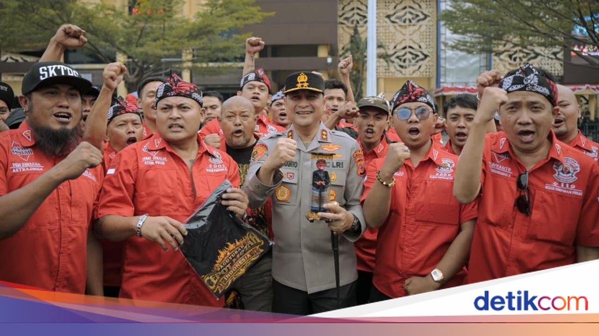 Kapolda Jabar Luncurkan Gerakan 'Jaga Rawat Jawa Barat', Bhabinkamtibmas Jadi Garda Terdepan Ekosistem Keamanan