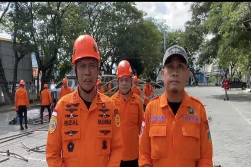 Gempa M 6,7 Guncang Palu, Basarnas dan BPBD Dirikan Tenda Darurat di RS Undata untuk Antisipasi Korban