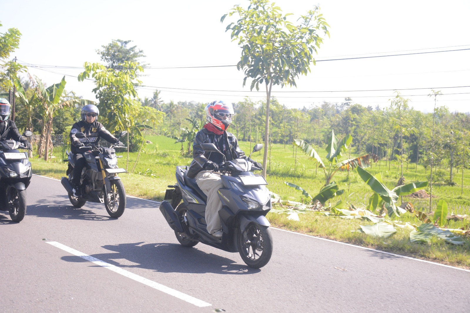 Cuaca Panas di Sumsel Capai 34,9°C, Astra Motor Bagikan 9 Tips Berkendara Aman agar Tak Mudah Lelah dan Dehidrasi