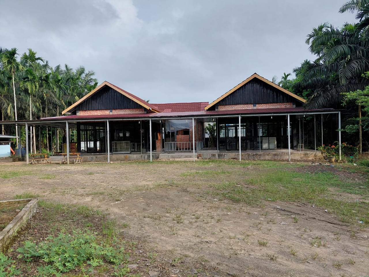 Gapoktan Pinjari di Tanjab Barat Ubah Gedung SIP Liberika Jadi Sentra Pengolahan Pinang Betara