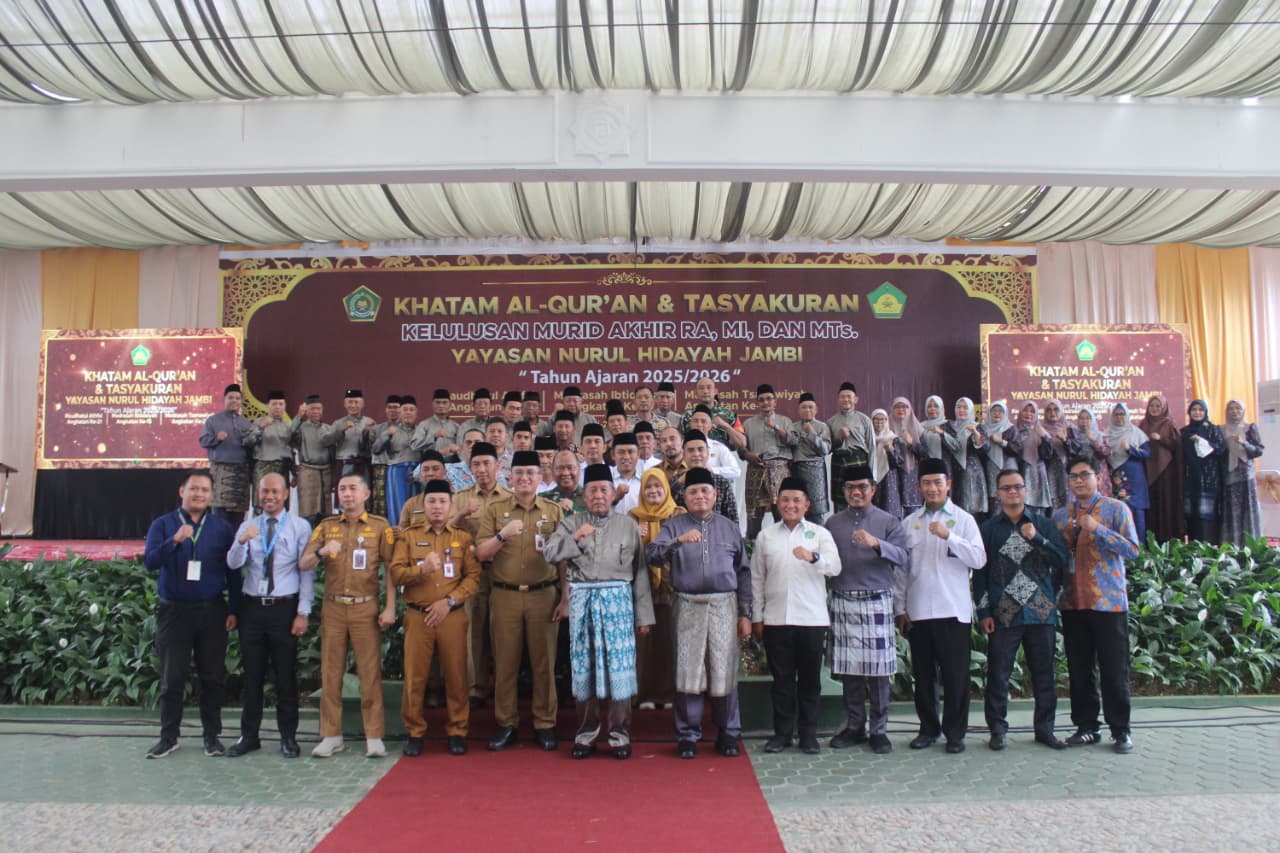 Wagub Jambi Abdullah Sani Hadiri Khataman Al-Qur'an dan Tasyakuran 355 Siswa Yayasan Nurul Hidayah, Dorong Lahirnya Generasi Qurani