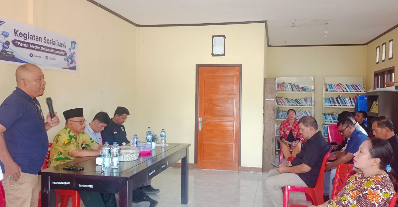 AWPI Halmahera Utara Gelar Sosialisasi Peran Media di Desa Wari, Warga Diedukasi Bijak Hadapi Hoaks