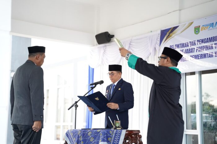 Bupati Tanah Bumbu Lantik Andi Anwar Sadat Sebagai Kadis Perikanan, Tekad Perkuat Tata Kelola Pemerintahan
