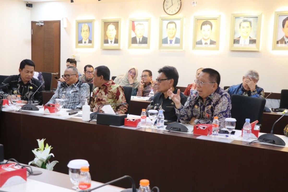 Pemkab Tapin Usul Normalisasi Alur Barito dan Sungai Negara ke Pusat, Target Realisasi 2027-2028