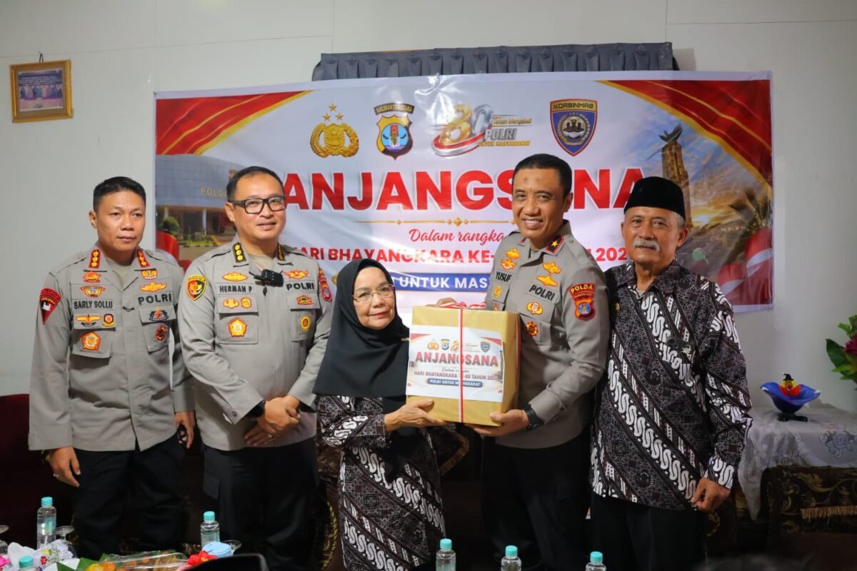 Polda Kalimantan Utara Gelar Anjangsana Hari Bhayangkara ke-80, Wakapolda Temui Warakawuri di Tanjung Selor