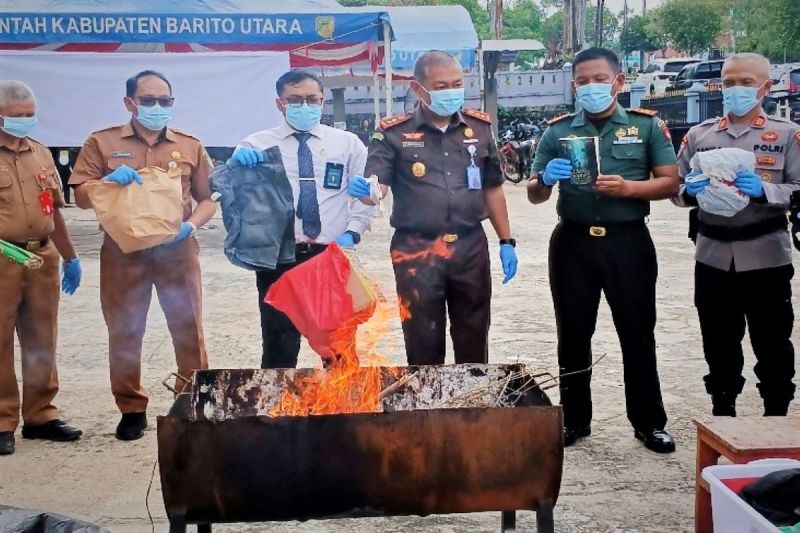 Kejari Barito Utara Musnahkan Sabu 27,94 Gram dan Ribuan Butir Obat Keras dari 22 Perkara Inkracht