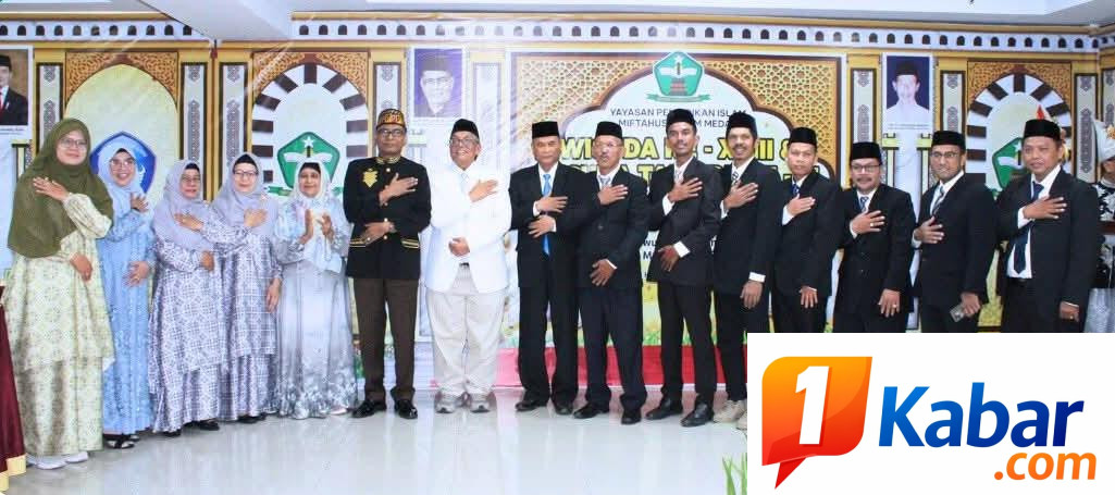 Kajati Sumut Muhibuddin Banjir Air Mata Saat Wisuda di Yayasan Miftahussalam Medan, Ungkap Pesan untuk Pelajar