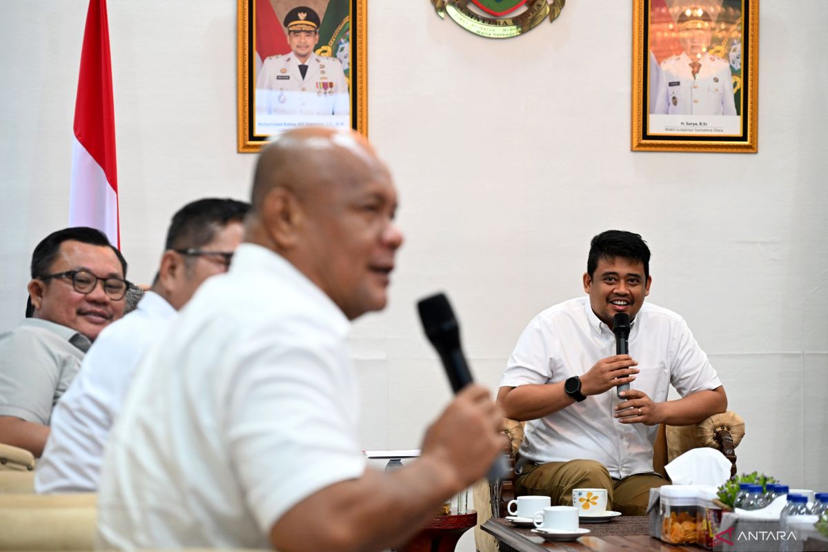 Gubernur Sumut Bobby Nasution Minta Lima Kepala Daerah di Nias Percepat Usulan BKP 2027, Prioritaskan Ekonomi dan Kesehatan