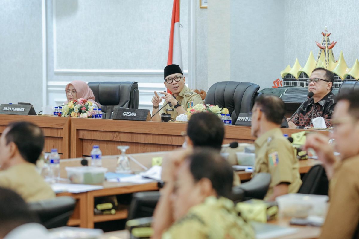 Gubernur Lampung Minta Verifikasi 13.276 Penerima Bedah Rumah Dipercepat, Target Rampung September 2026