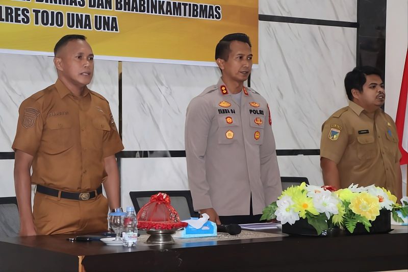 Polres Tojo Una-Una Bekali 43 Bhabinkamtibmas Pemahaman Perlinsos dan Aktivasi IKD
