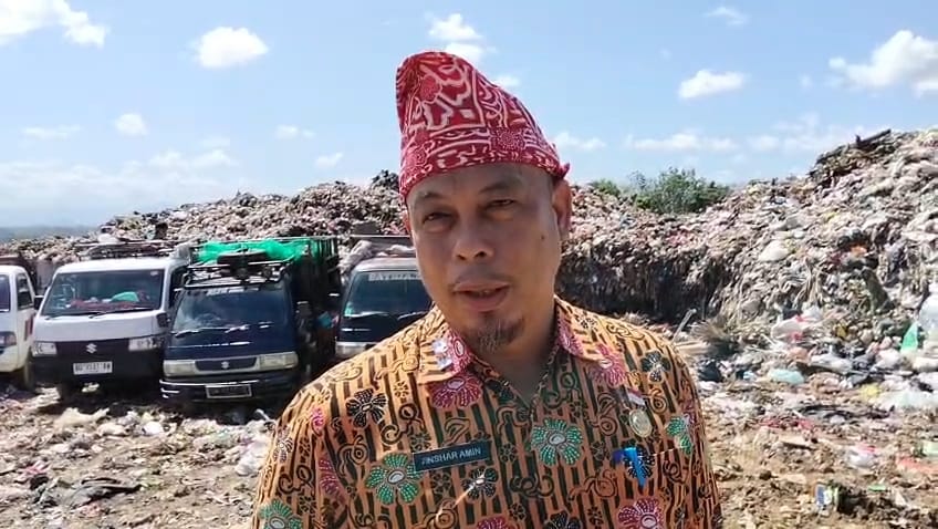 DLH Kota Bengkulu Pastikan TPA Tetap Beroperasi Normal Meski Hanya Andalkan Satu Ekskavator Aktif