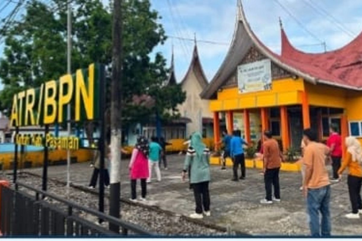 Kantor Pertanahan Pasaman Gelar Senam Bersama, Andri Cristyanto: Pegawai Sehat Kunci Pelayanan Prima