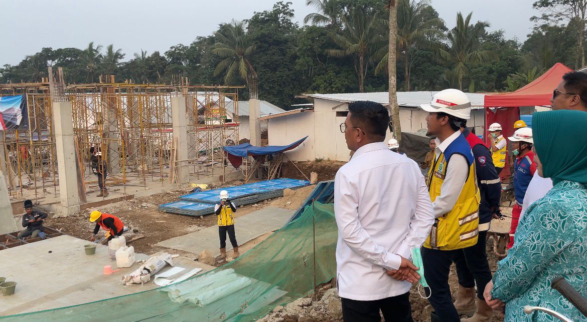 Tinjau Sekolah Rakyat Pandeglang, Gubernur Banten Andra Soni Pastikan Pembangunan 67,71 Persen dan Siap Operasi Juli 2026