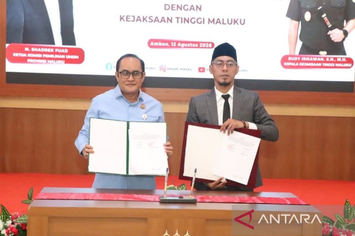 Kejati Maluku dan KPU Teken Kerja Sama Pendampingan Hukum untuk Tahapan Pemilu 2027