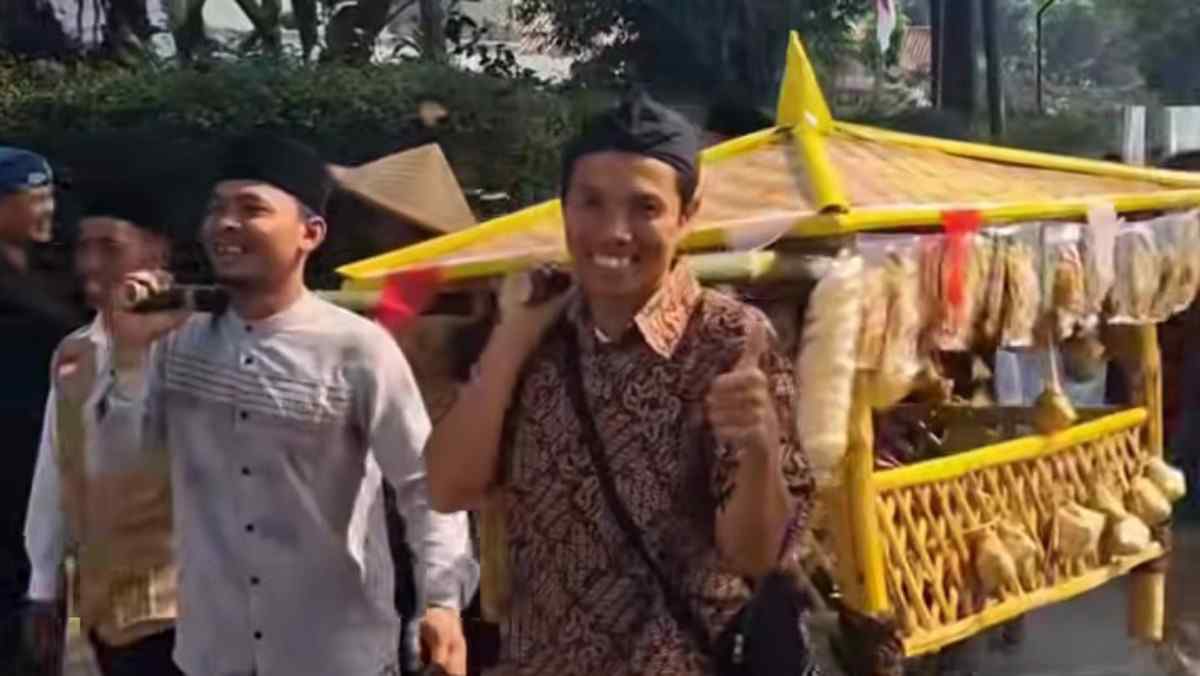 Rebo Wekasan di Tugu Selatan Bukan Sekadar Ritual Tahunan, Ini Warisan Alim Ulama untuk Pererat Silaturahmi