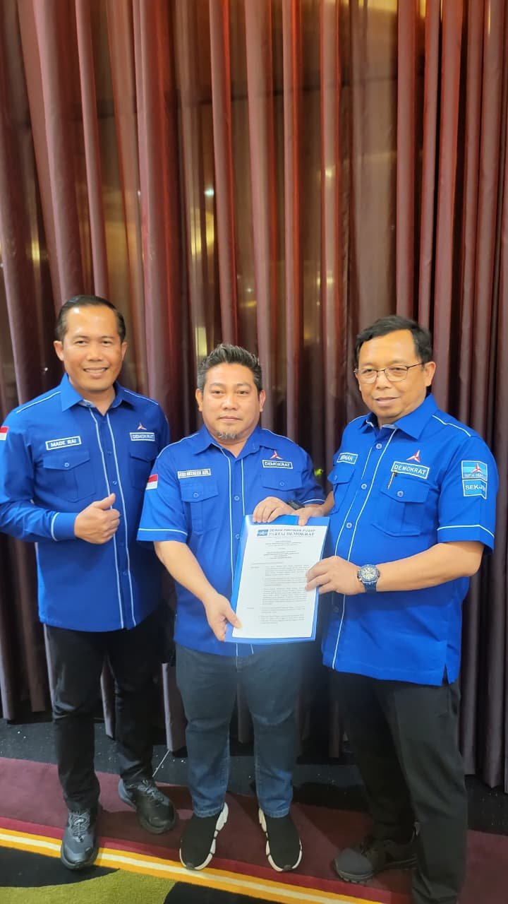 DPP Partai Demokrat Tunjuk Andi Muzakkir Aqil sebagai Plt Ketua DPC Makassar, SK Diserahkan di Jakarta