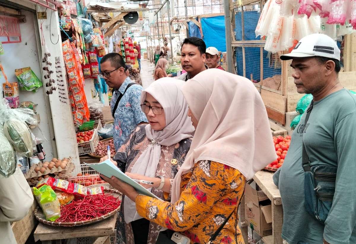 Harga Tomat di Serang Naik 20 Persen Pasca Iduladha, Cabai Rawit Merah Tembus Rp80.000 per Kilogram