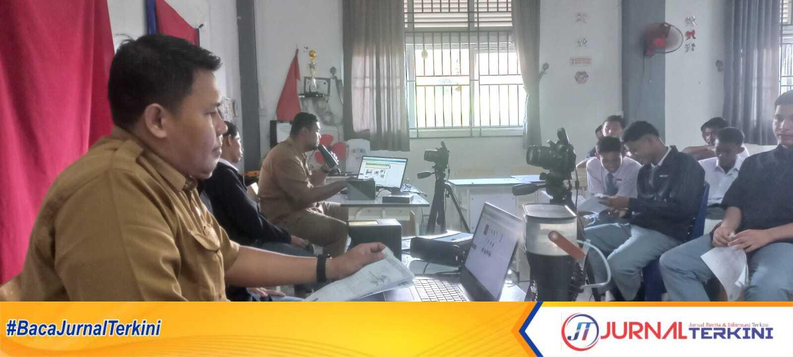 Disdukcapil Karimun Jemput Bola ke Sekolah, Aktivasi Identitas Kependudukan Digital untuk Gen Z di 3 SMA