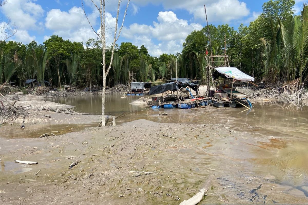 Tim Gabungan Bangka Grebek Tambang Timah Ilegal di Sungai Jada Bahrin, Peralatan Ditinggal Kabur Penambang