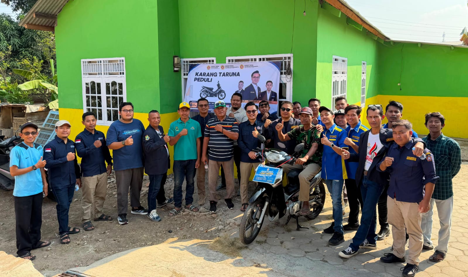 Karang Taruna Cilegon Serahkan Motor Baru ke Subhi, Korban Pencurian yang Viral Gara-Gara Kehilangan Alat Kerja