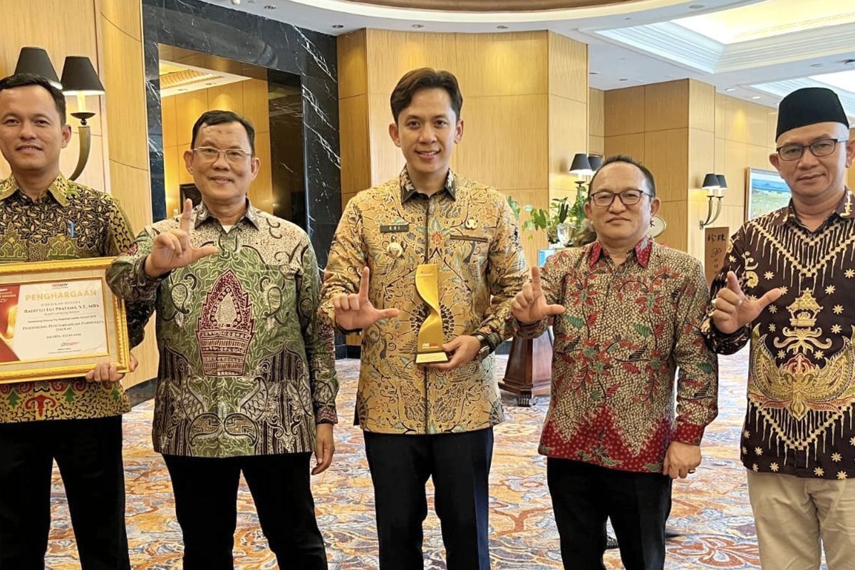 Bupati Lampung Selatan Raih Penghargaan Nasional Berkat Sektor Pariwisata yang Dongkrak Ekonomi Daerah