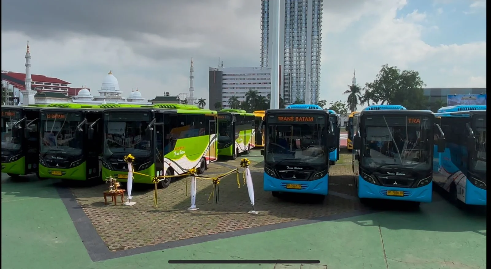 Pemko Batam Luncurkan 19 Armada Baru Trans Batam dan Wajibkan Pembayaran Pakai QRIS Tap Mulai Pekan Depan