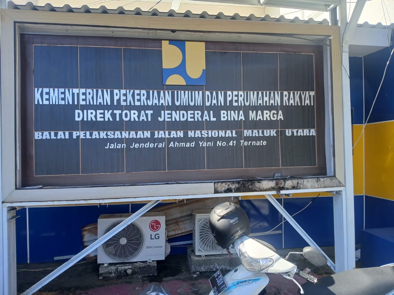 BPJN Maluku Utara Dinilai Tertutup soal Proyek Jalan di Halmahera, Security Larang Wartawan Temui Kepala Balai