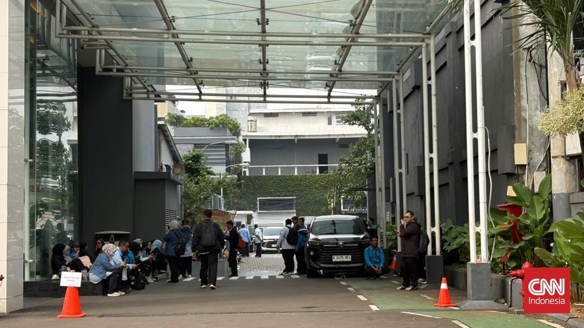 Kejagung Geledah Kantor BGN, Seluruh Karyawan Dilarang Masuk Gedung