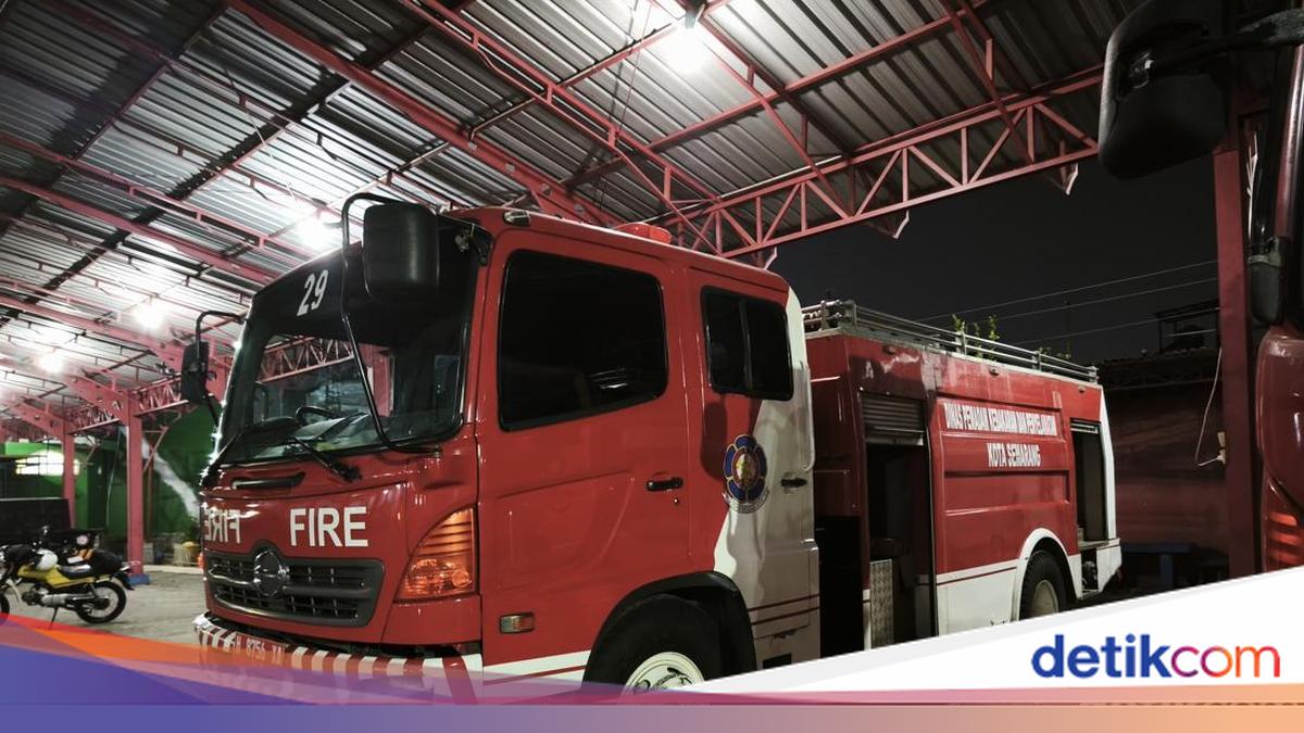 Semarang Kini Hanya Punya 10 Mobil Damkar Aktif, 5 Armada Terpaksa Dikandangkan Imbas Efisiensi Anggaran
