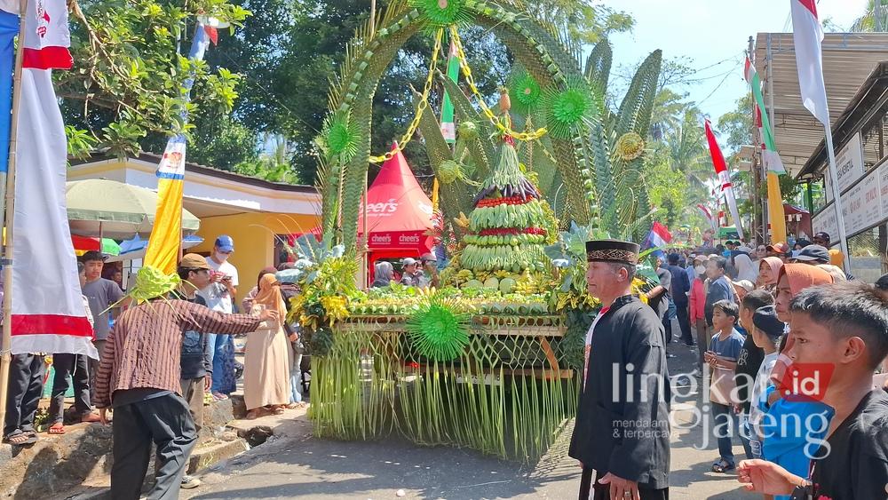 Tradisi Jolenan di Desa Kemetul Semarang Jadi Ajang Syukur Petani Milenial, Targetkan Beras Sehat 9 Ton Per Hektare