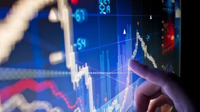 IHSG Ditutup Menguat 2,71 Persen ke 5.902, Analis Proyeksi Mixed Jelang Level 6.000