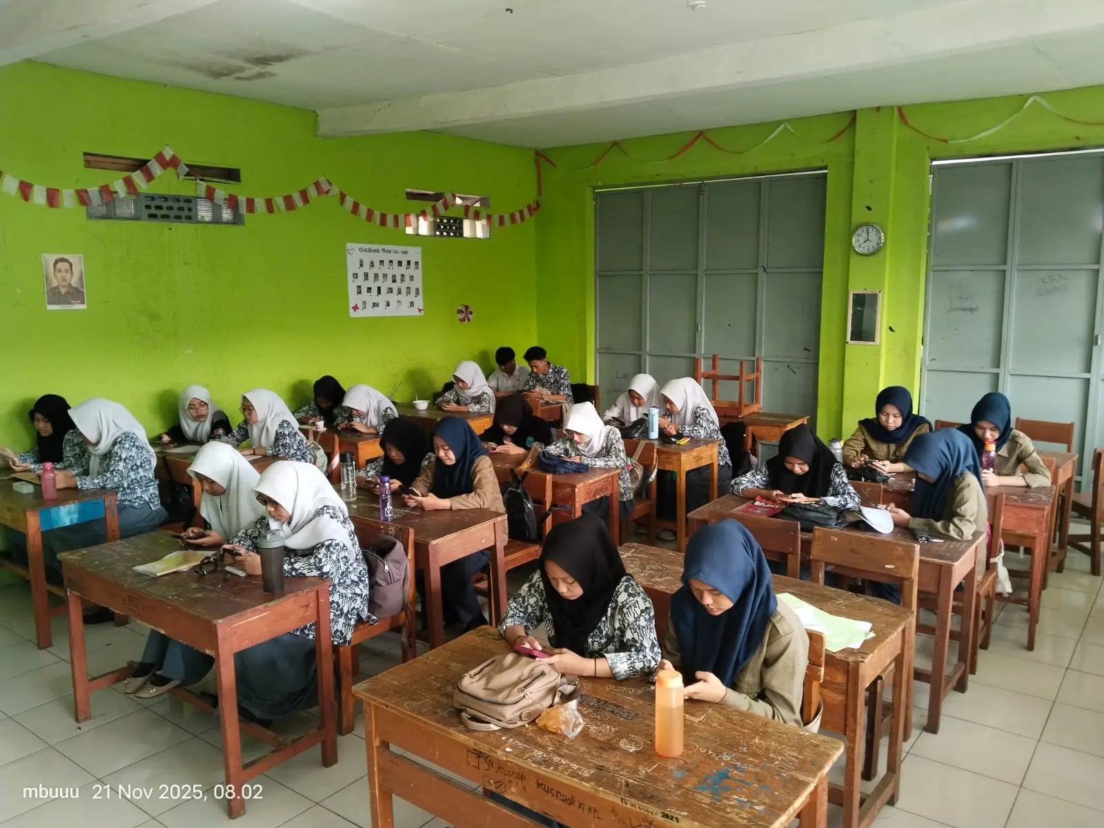 Data SPMB Jabar 2026 Dipertanyakan, Potensi 197 Ribu Calon Murid Tak Tertampung di Sekolah Negeri