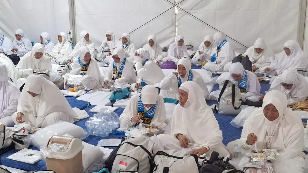 Jemaah Haji Kalimantan Selatan Mulai Pulang 4 Juni, Larangan Bawa Air Zam Zam ke Pesawat Masih Berlaku
