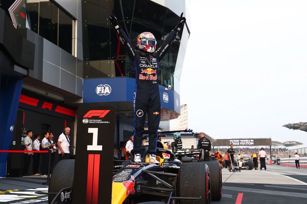 Verstappen Menangi GP Bahrain di Sirkuit Sepang, Puji Performa Unit Daya Ford Red Bull