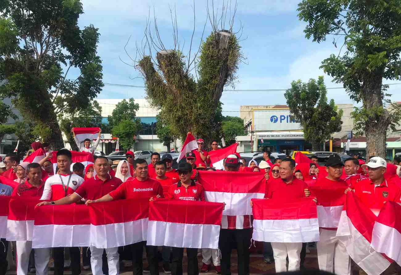 Pemkot Bengkulu Bagikan 5.000 Bendera Merah Putih di 3 Titik, Wali Kota: Jangan Sekadar Simbol