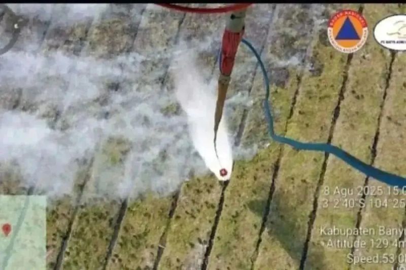 Empat Helikopter Water Bombing Disiagkan di Sumsel, Lima Daerah Siaga Karhutla hingga November 2026