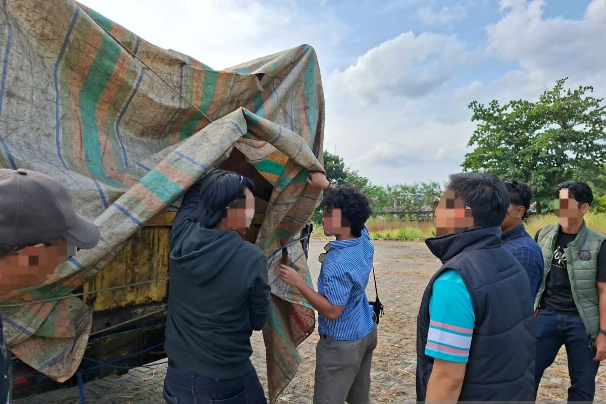 TNI AL Gagalkan Penyelundupan 2,5 Ton Biji Timah dan 873 Kg Balok di Pelabuhan Tanjung Pandan Belitung