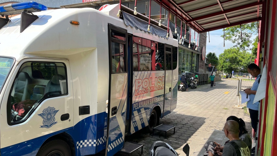 3 Syarat dan Biaya Perpanjangan SIM Keliling Bandung Hari Ini, Berlaku di The Kings Shopping Centre