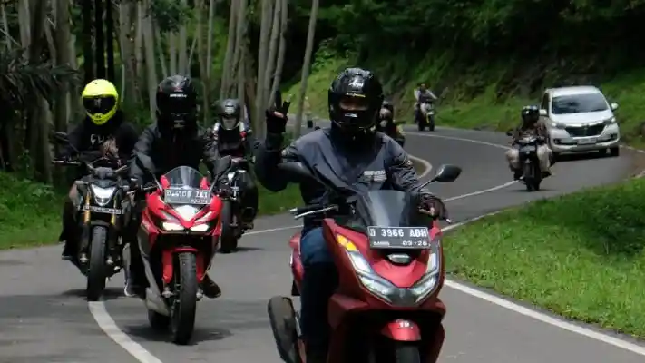 Gubernur Jabar Dedi Mulyadi Wacanakan Hapus Pajak Kendaraan, Ganti Sistem Jalan Berbayar Imbas Mobil Listrik