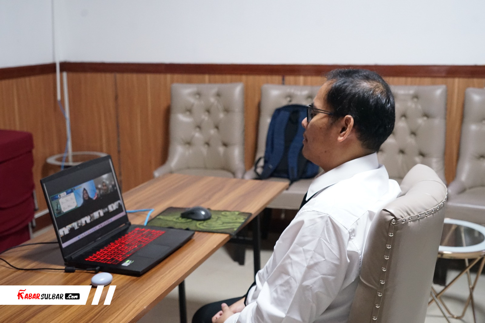 Kanwil Kemenkum Sulbar Uji Kompetensi Pejabat Fungsional Perencana, Satu Peserta Ikuti Seleksi Hybrid dengan Dual-Camera