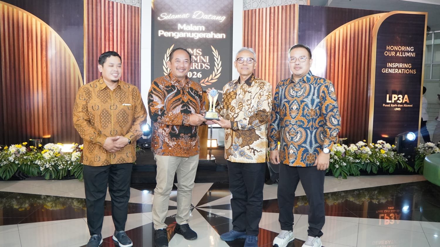 Bupati Karanganyar Rober Christanto Raih UMS Alumni Award 2026, Penghargaan Dimaknai sebagai Amanah Pengabdian