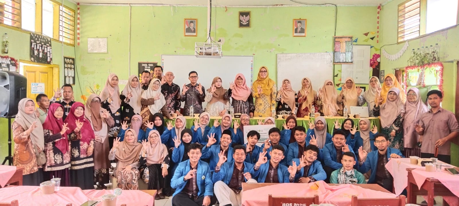 MTsN 3 Padang Kembalikan 24 Mahasiswa STAI-PIQ Sumbar Usai Tiga Bulan PPL, Bantu Perkuat Program Tahfiz