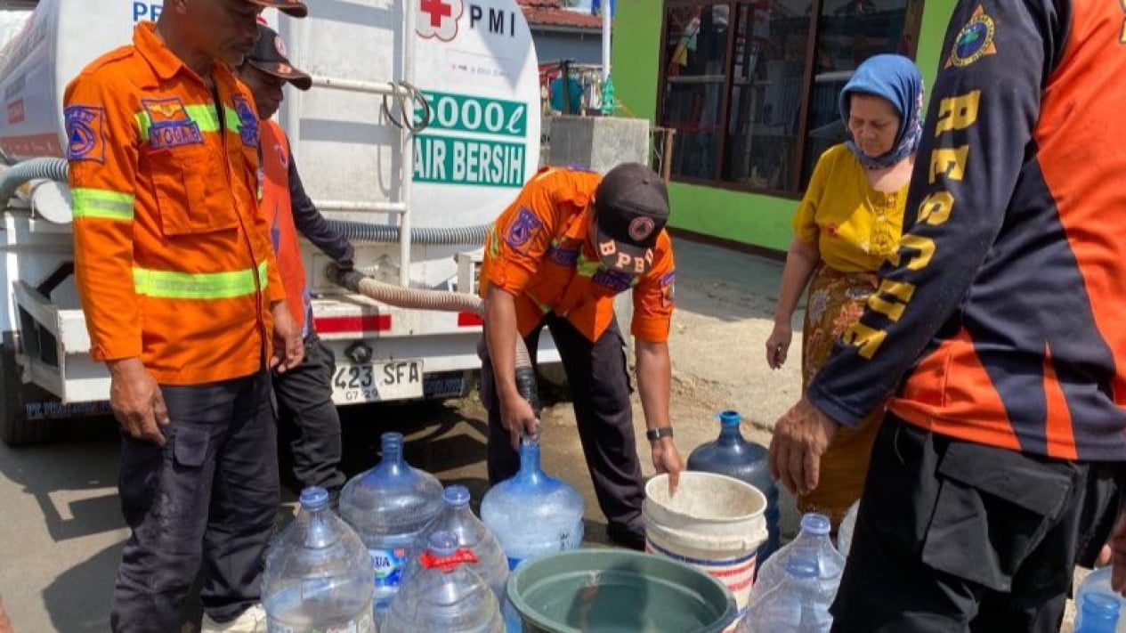 8,7 Juta Liter Air Bersih Disalurkan ke 23 Daerah di Jabar, BPBD Ungkap Tiga Wilayah dengan Distribusi Terbesar