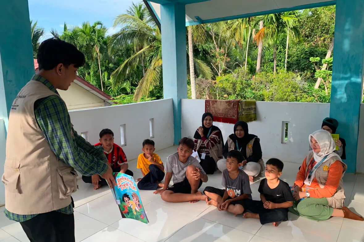 10 Mahasiswa KKN USK Gelar Program Literasi di Gampong Kayee Adang Aceh Besar, Fokus pada Membaca Nyaring dan Menulis Cerita