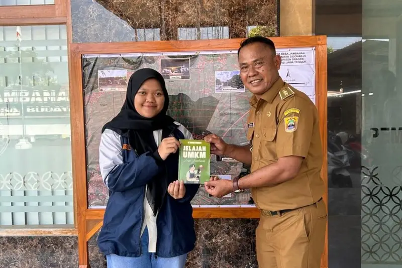 Mahasiswa KKN Undip Rilis Booklet Jelajah UMKM Desa Jambanan, Enam Usaha Lokal Sragen Kini Punya Katalog Resmi