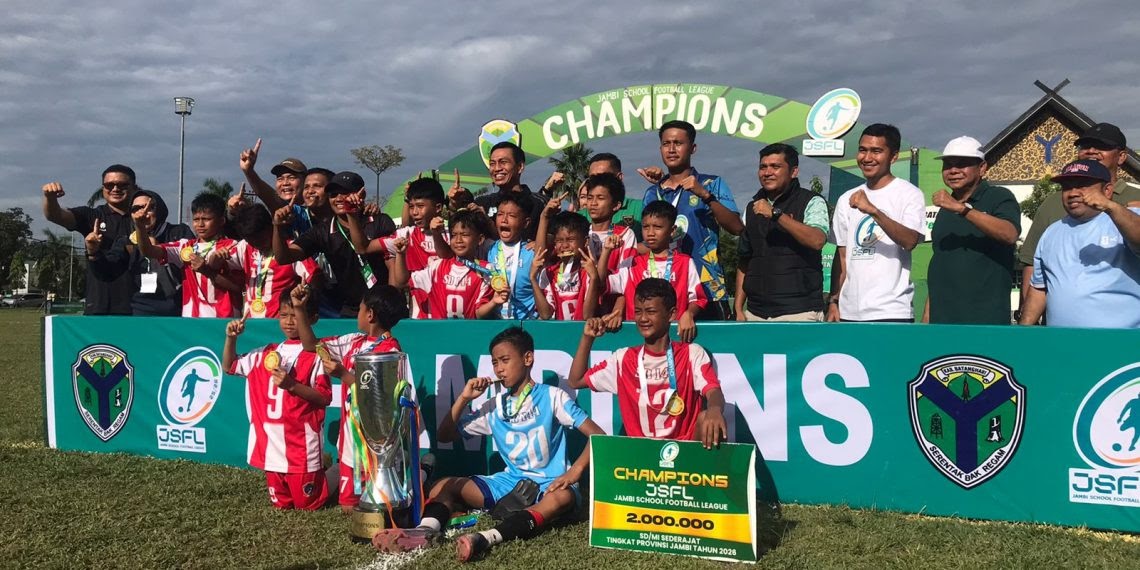 SDN 144 Muara Bungo Juara Jambi School Football League 2026, Pelatih Iswan Persembahkan Trofi untuk Kabupaten Bungo