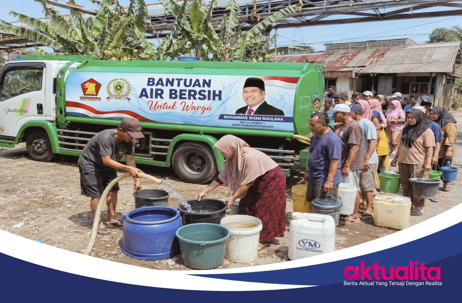 Ketua Komisi I DPRD Kabupaten Bogor Ipeck Kirim 3 Mobil Tangki Air Bersih untuk Warga Pasir Mukti yang Terdampak Kekeringan