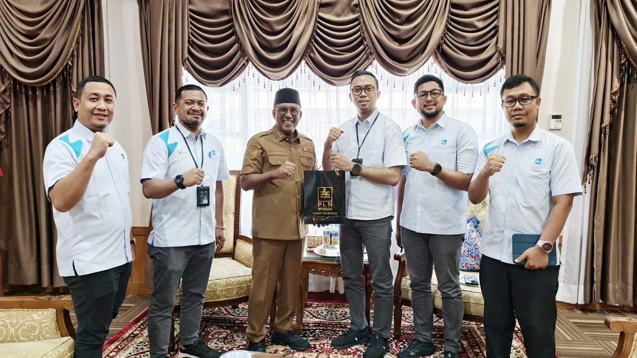 PLN UP3 Masohi dan Pemkab Maluku Tengah Perkuat Sinergi Perluas Akses Listrik ke Desa dan Wilayah Kepulauan