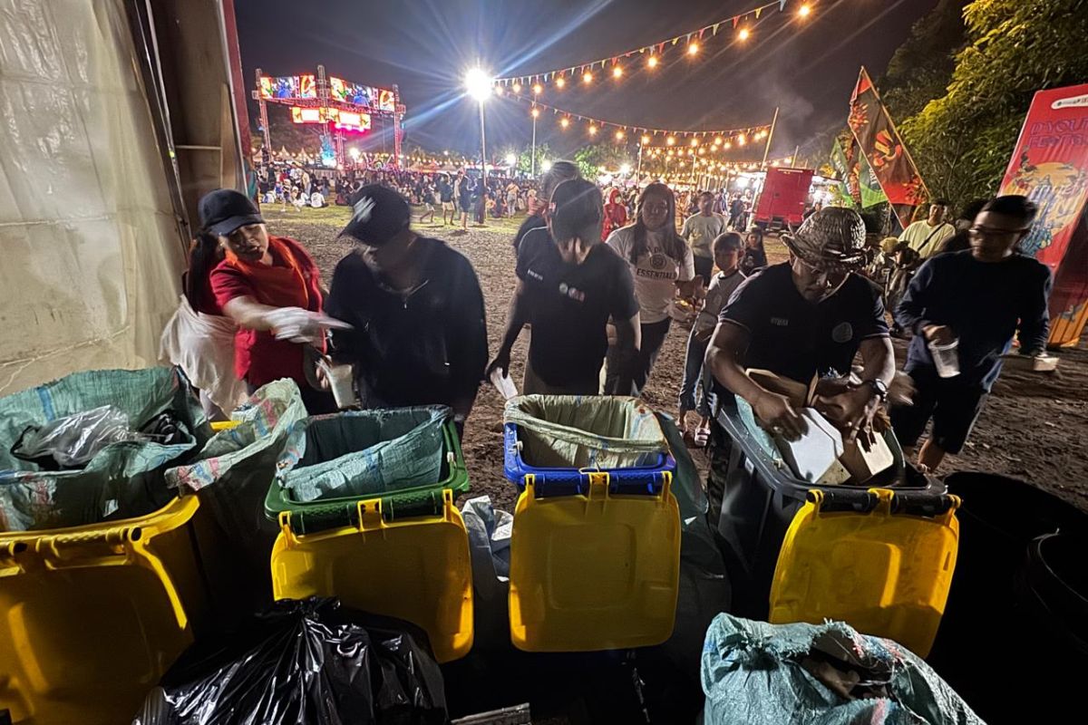 D'Youth Fest 6.0 di Denpasar Buktikan Festival Ramai Tetap Minim Sampah, 92 Relawan Dikerahkan