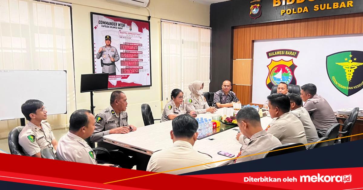 Biddokkes Polda Sulbar Libatkan Bhabinkamtibmas Ketuk Pintu Warga untuk Deteksi Dini TBC di Mamuju